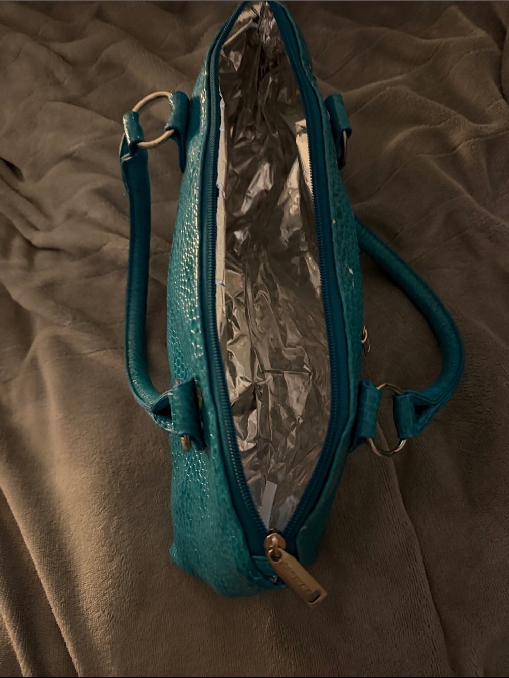 Teal Pebbled Wine Cooler Bag with Zip Closure
